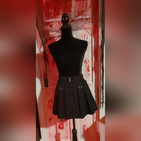 Widow Chain Supported Skirt - Picture 2 of 3